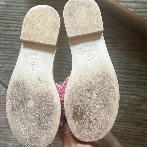 Chanel pink tweed logo slides 38.5 - Picture 2 of 3